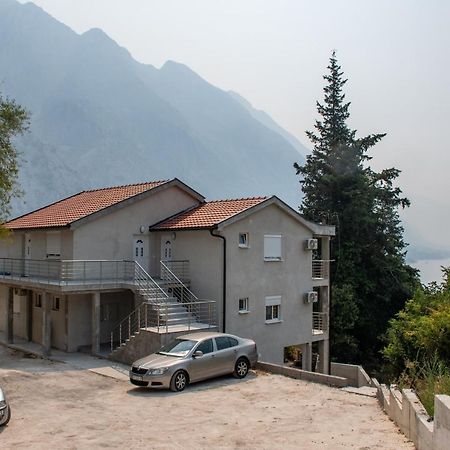 Bay Leaf Apartments Kotor Exterior photo